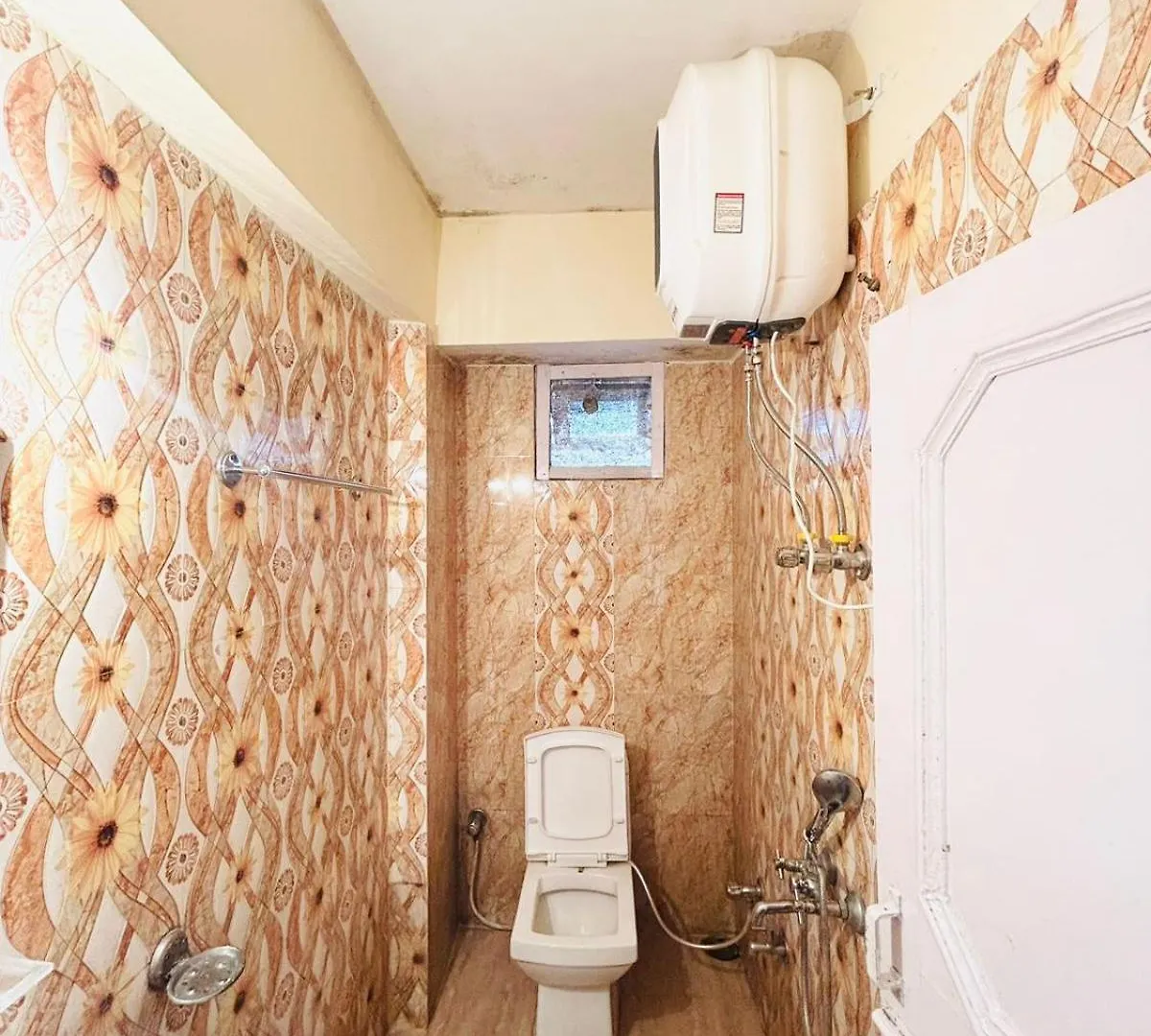 Shorya Regency Near Mall Road 호텔 심라