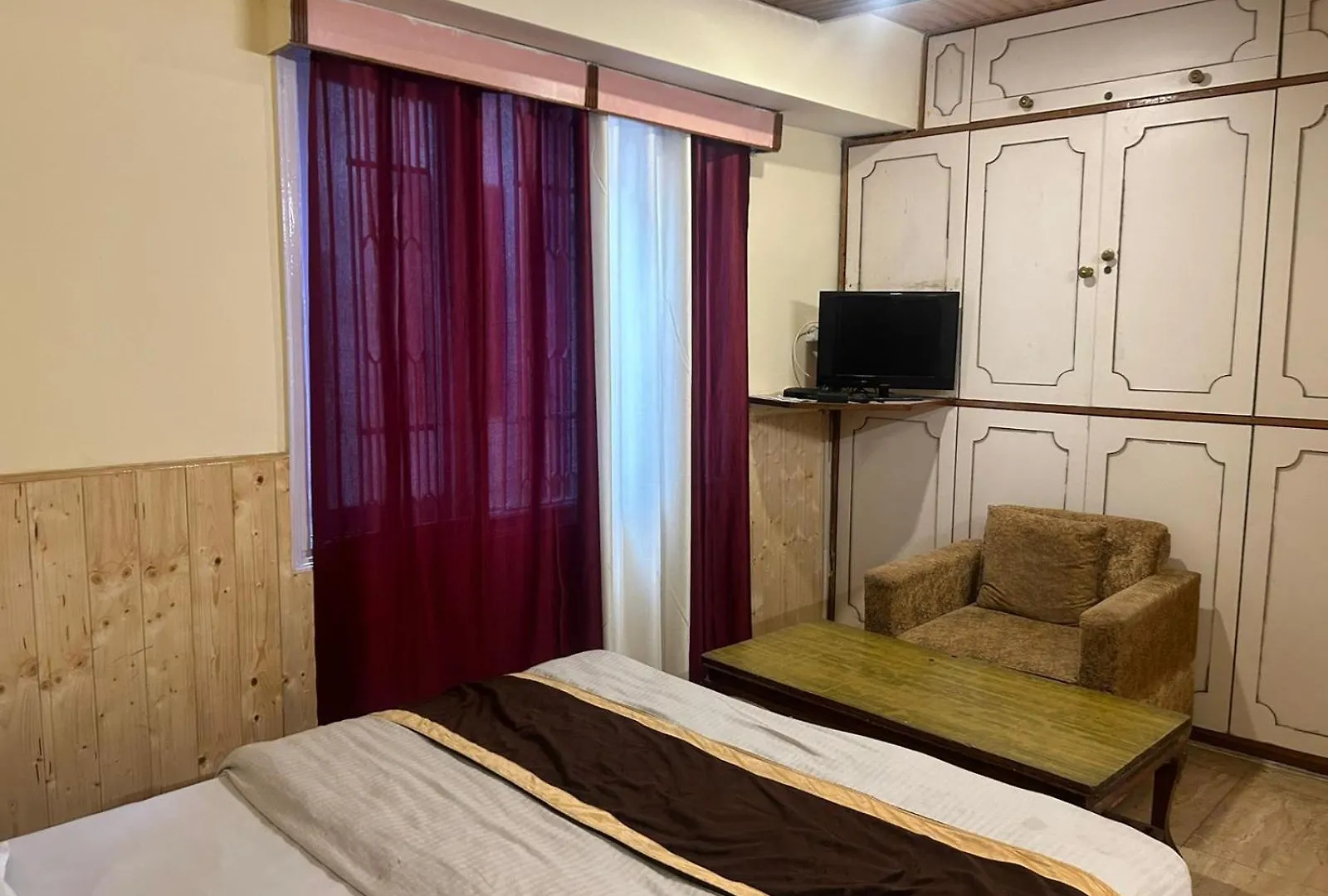 Shorya Regency Near Mall Road Hotel Shimla